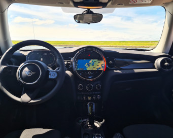 Mini Cooper SE bil elbil interior 3 | Bilscenen Esbjerg | Autoriseret Kia & Hyundai værksted